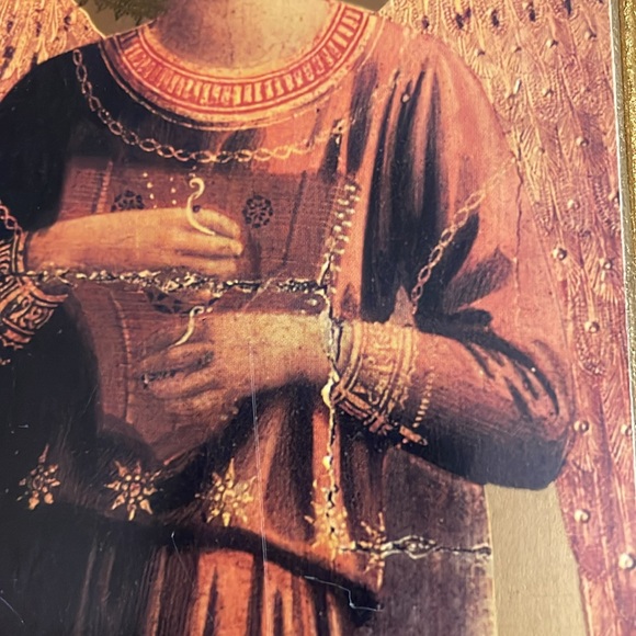 Angel art made in Italy.  Gold leaf around.  Two - Picture 10 of 10